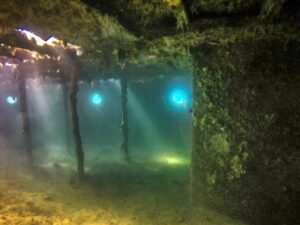 Beeindruckendes Lichtspiel an der Balena